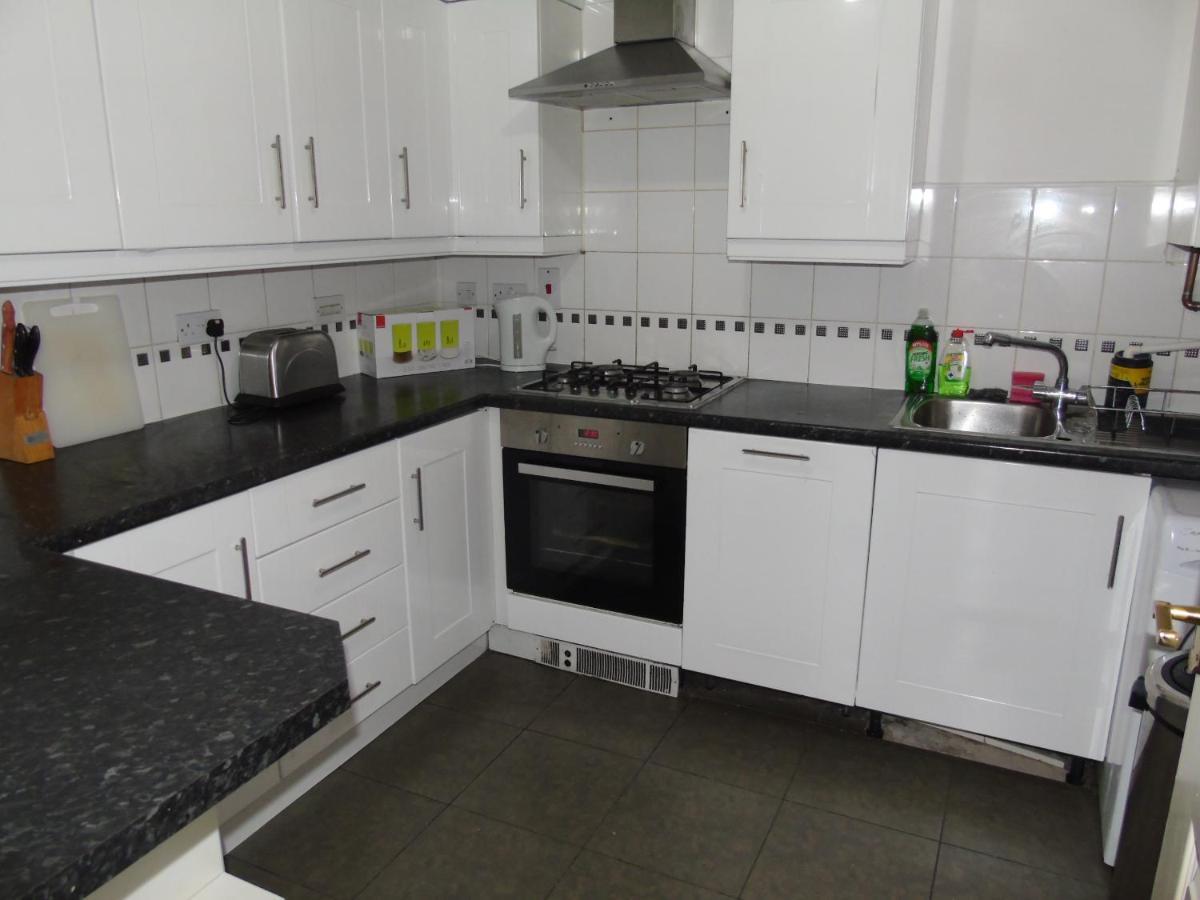 Acomodação com café da manhã  Manchester City Stay *